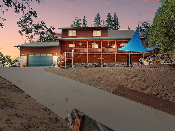 2nd image of 2695 Placer Way