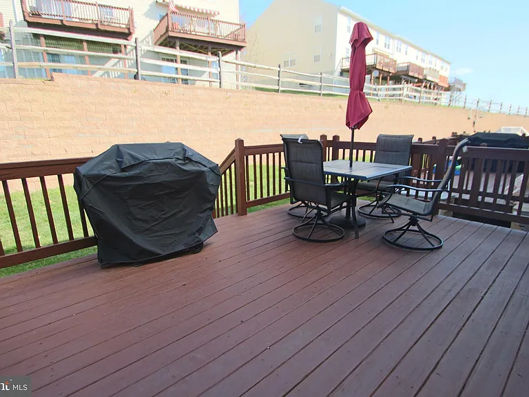 1051 Balley Dr — Photo 20