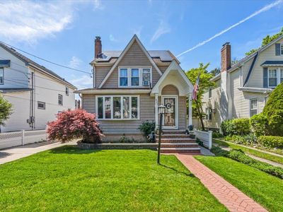 321 Rolling Street, Malverne, NY, 11565