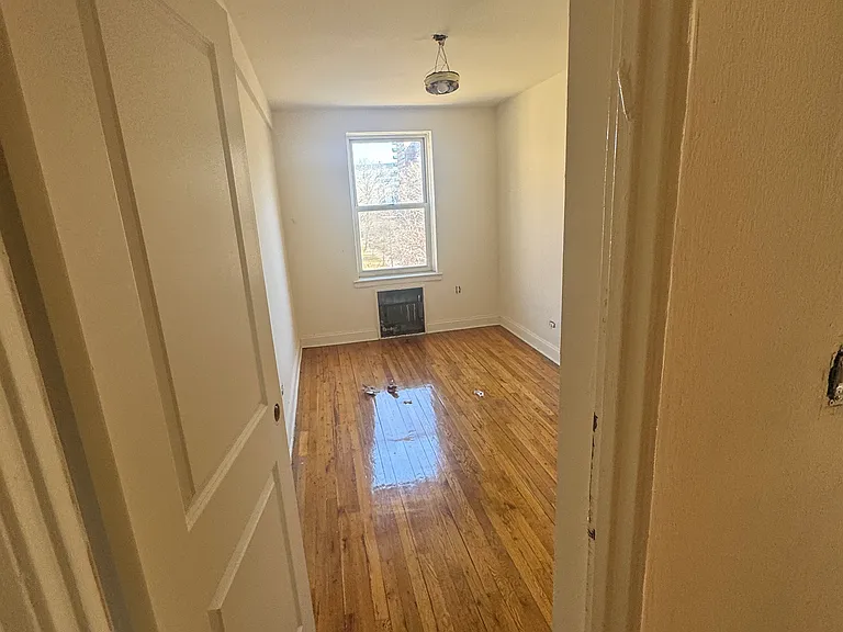 1487 Shore Pkwy #6E — Photo 4