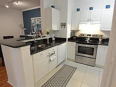 5th image of 18001 Richmond Place Dr APT 725