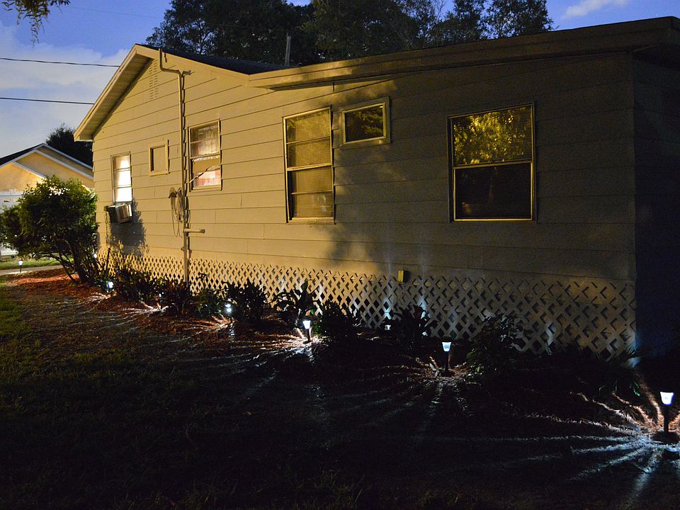 1st image of 7518 N Cameron Ave