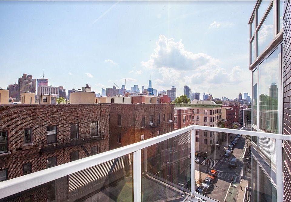 1st image of 196 Stanton St APT 5L