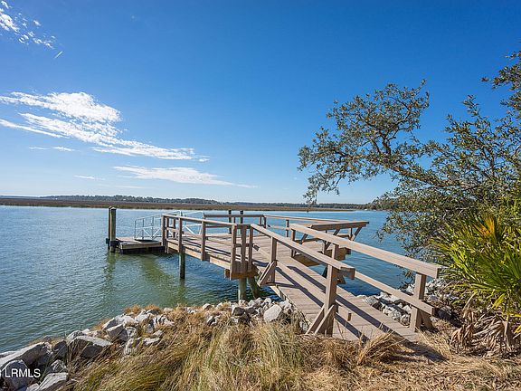 5th image of 20 Claires Point Rd