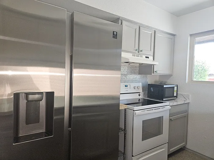 1622 W Village Way — Photo 9