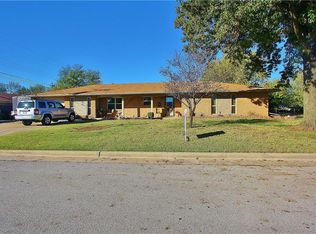 2501 Meadow Cliff Dr, Oklahoma City, OK 73159