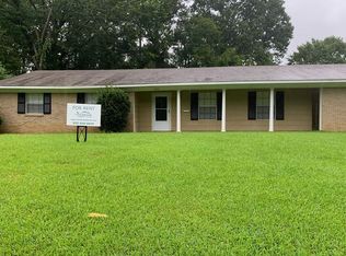 1014 Normandy Dr, Clinton, MS 39056