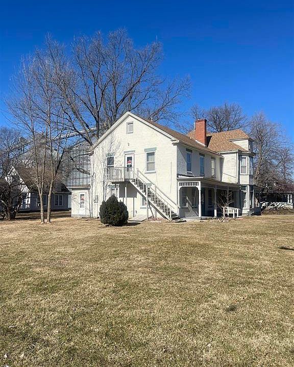 154 Main St, Warsaw, IL 62379 Zillow