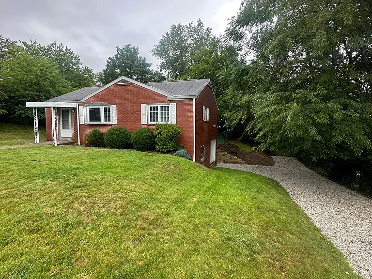 726 Rodney St — Photo 28