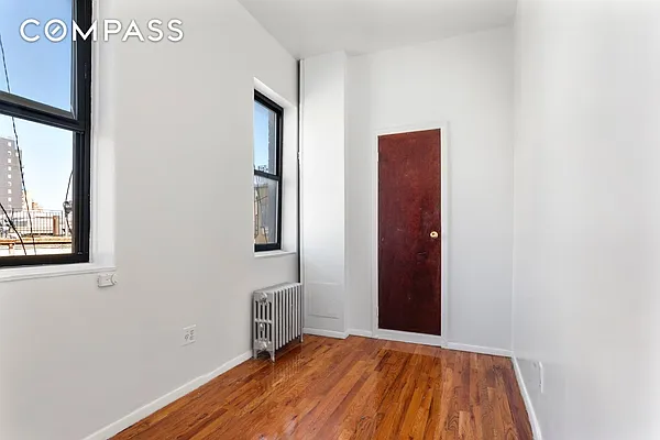 Rented by Compass | media 16