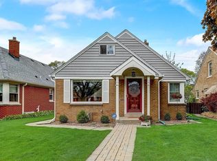 3045 N 87th St, Milwaukee, WI 53222