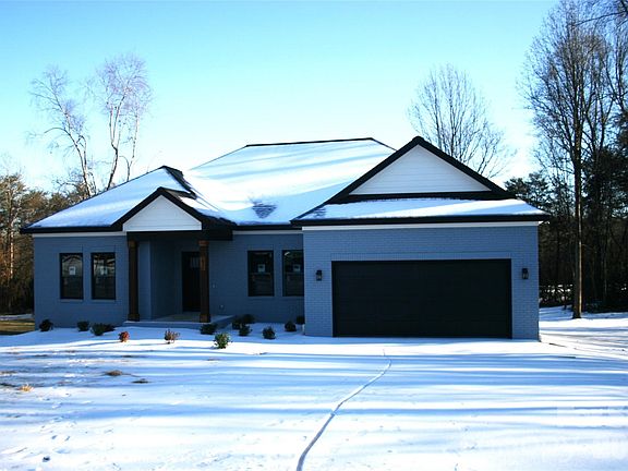 2nd image of 134 Whitney Ln