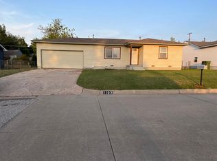 1103 S 3rd St, Yukon, OK 73099