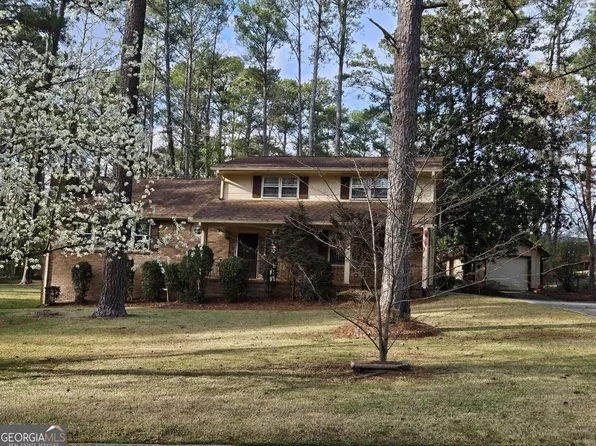 2492 Wall St, Jonesboro, GA 30236