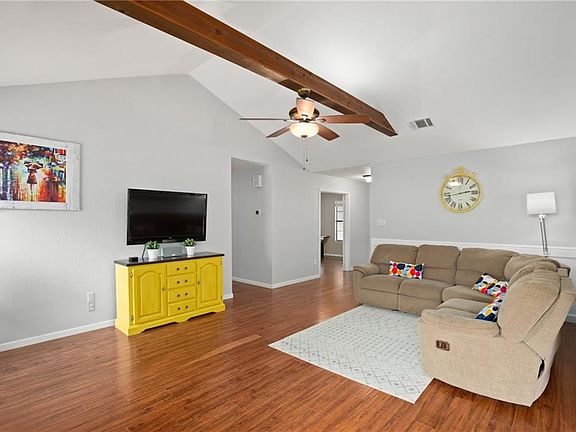 4th image of 1610 Dove Haven Dr