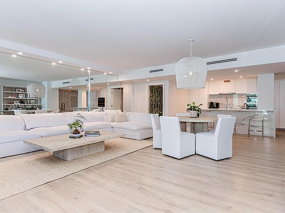 3rd image of 1500 Ocean Dr APT 904