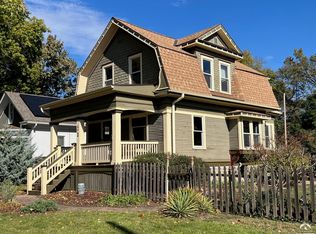 1424 New York St, Lawrence, KS 66044