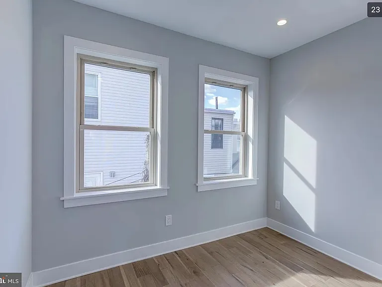 2222 E Albert St — Photo 14