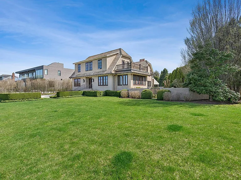 747 Flying Point Rd — Photo 21