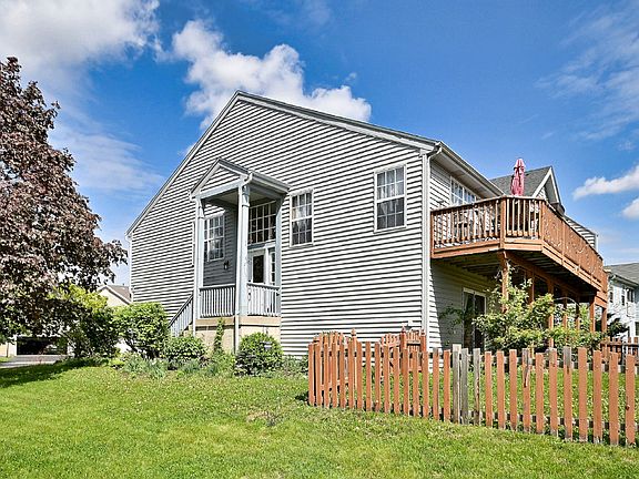 4th image of 99 Seton Creek Dr