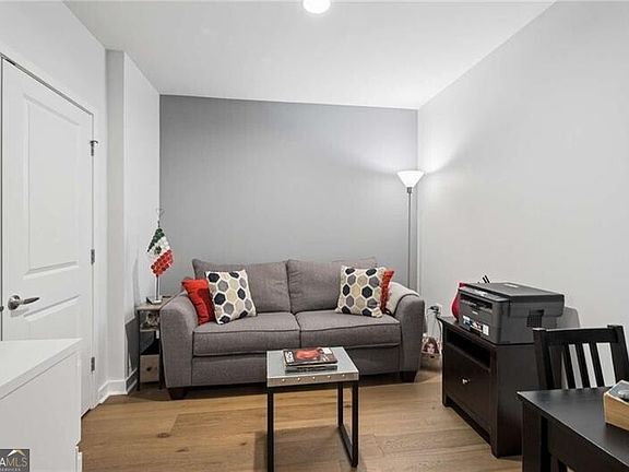 4th image of 855 Peachtree St NE Unit 1109