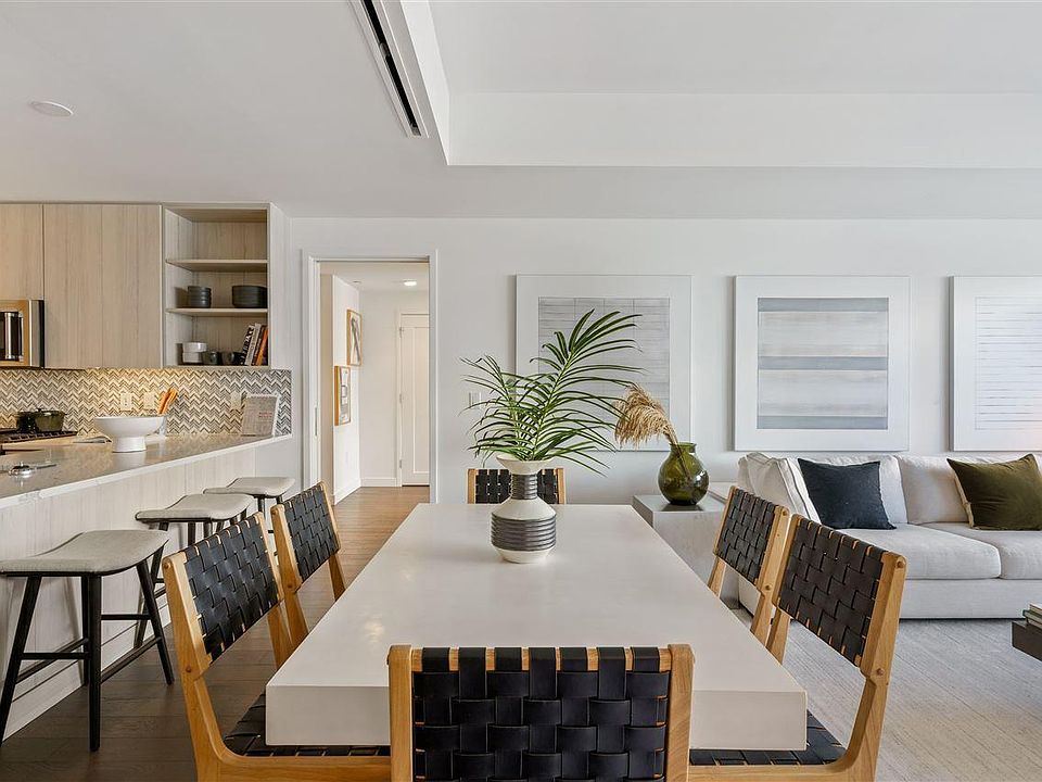1st image of 800 Avenue At Port Imperial Blvd #902