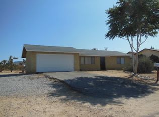 57027 Navajo Trl, Yucca Valley, CA 92284