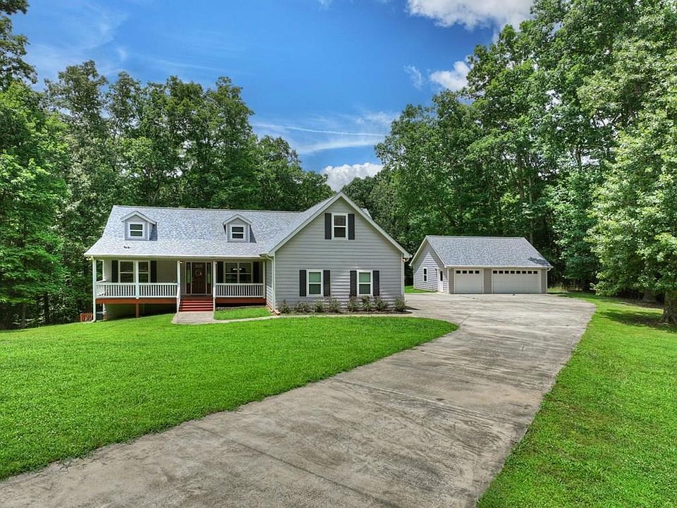 1st image of 226 Bailey Farm Dr