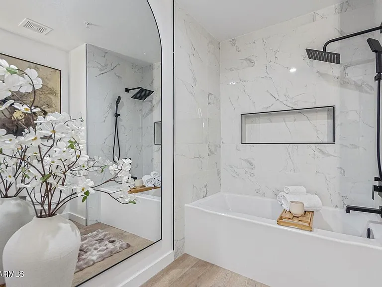 5401 E Van Buren St #1088 — Photo 11