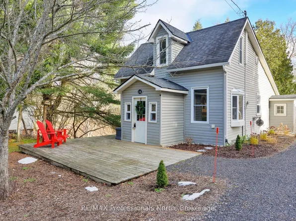 14 Edward St, Bracebridge, ON P1L 1H5
