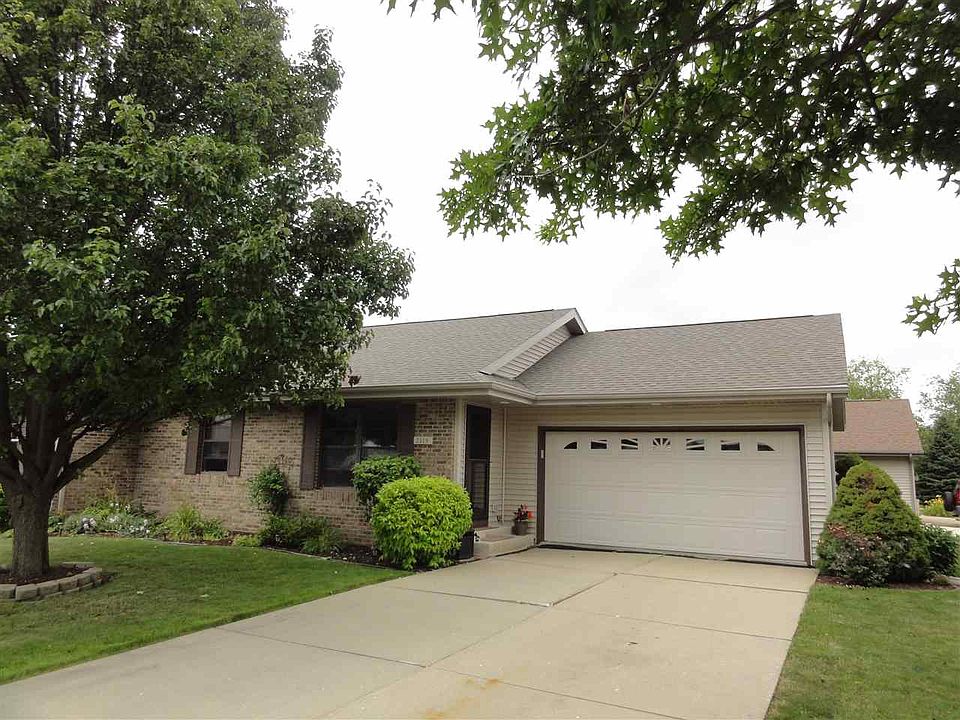 1st image of 2119 Savanna Dr #B