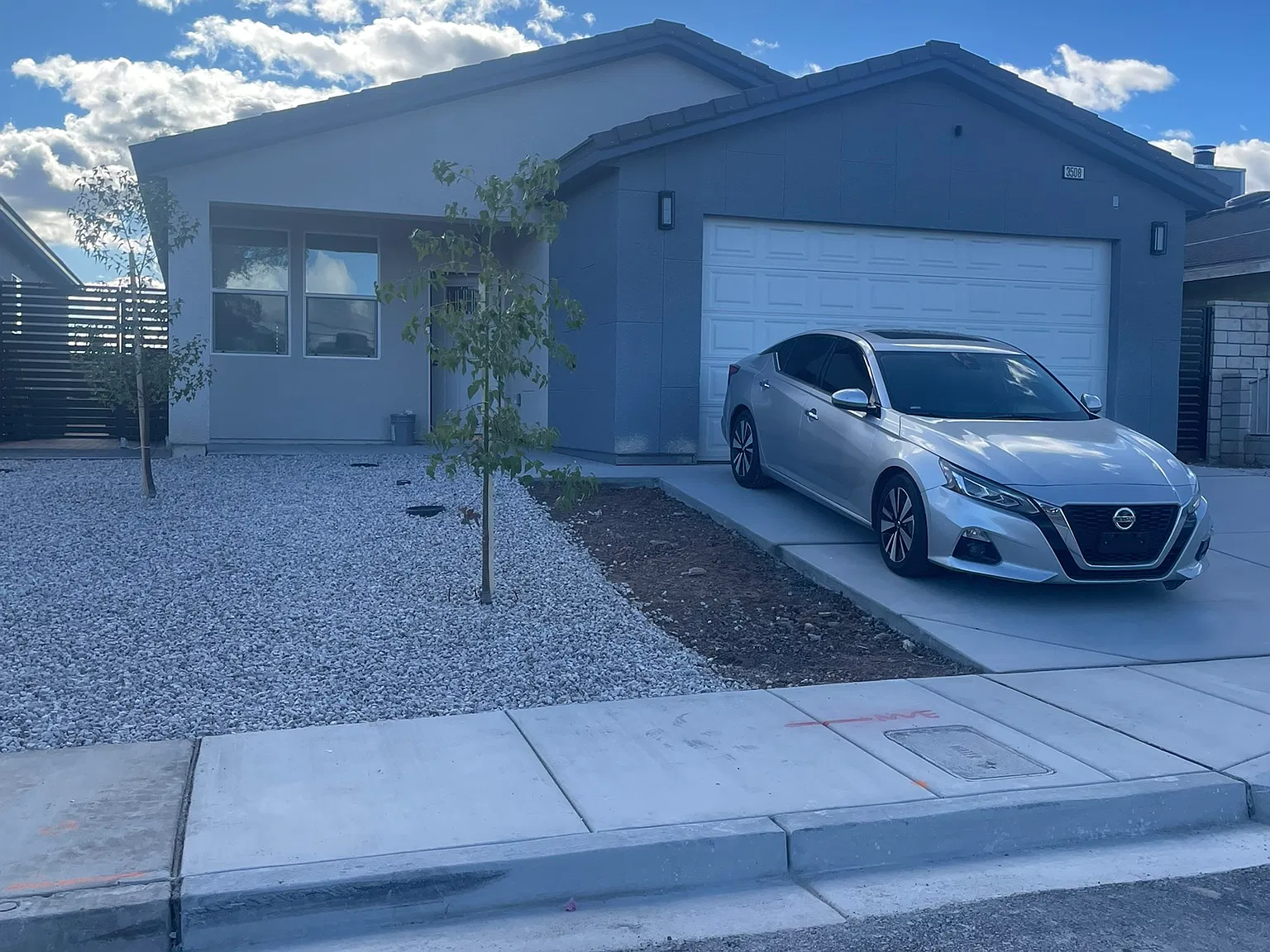 3 bed, 1650 sqft, $2,300 — Photo 1