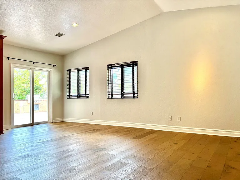 1023 Highlight Dr — Photo 23
