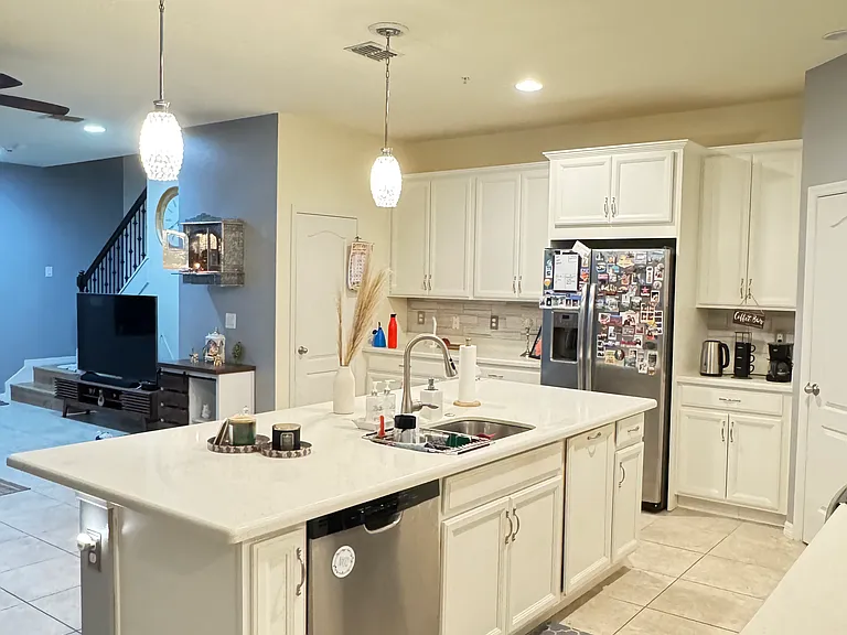 379 Misty Grove Ln — Photo 6