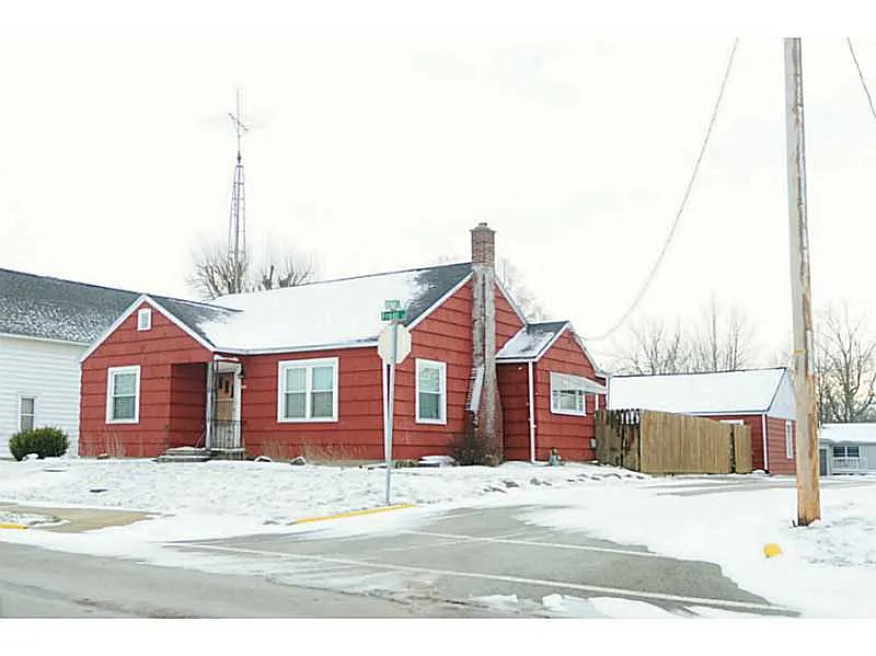 410 W Front St photo 1