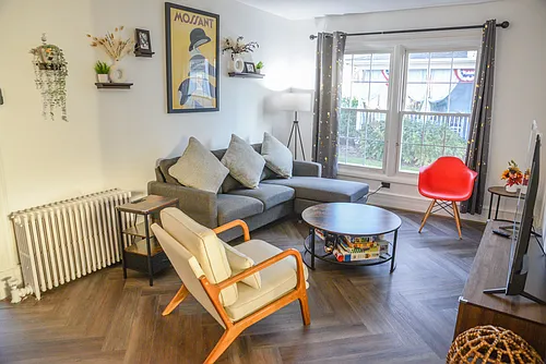 43 Clove Ave Photo 1