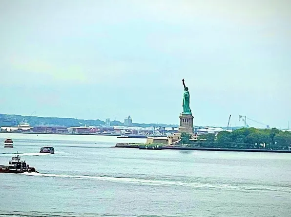 21 S End Ave APT 732, New York, NY 10280