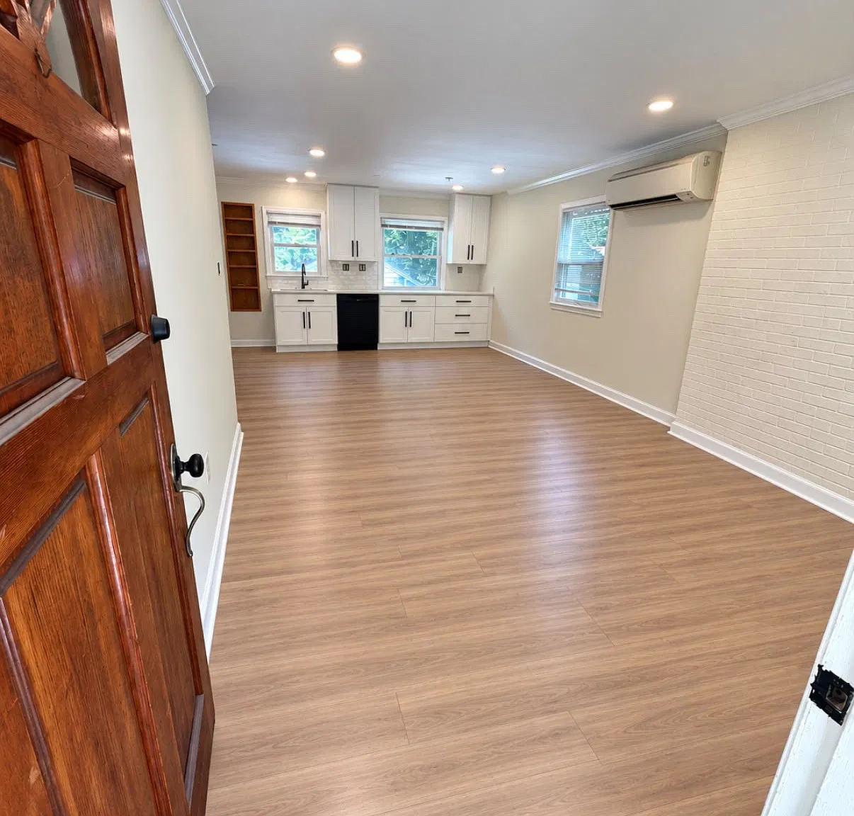 1826 Hylton Ave — Photo 3