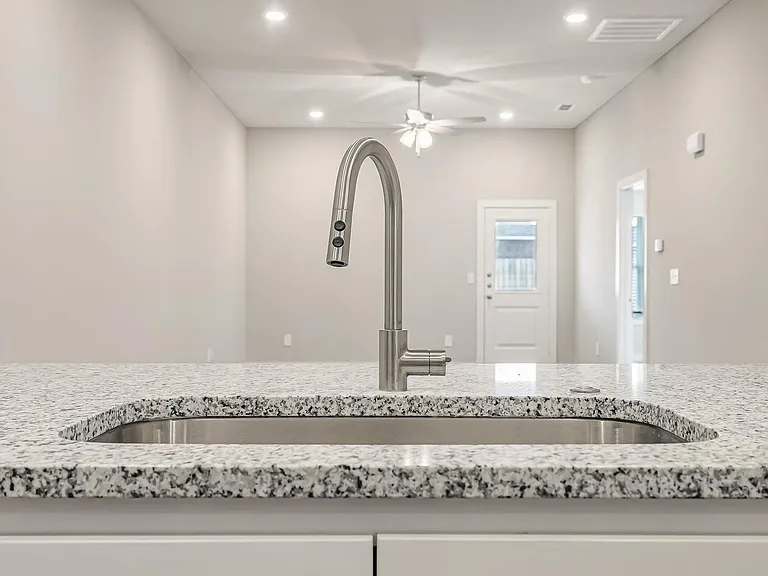 2651 Baron Ave — Photo 8