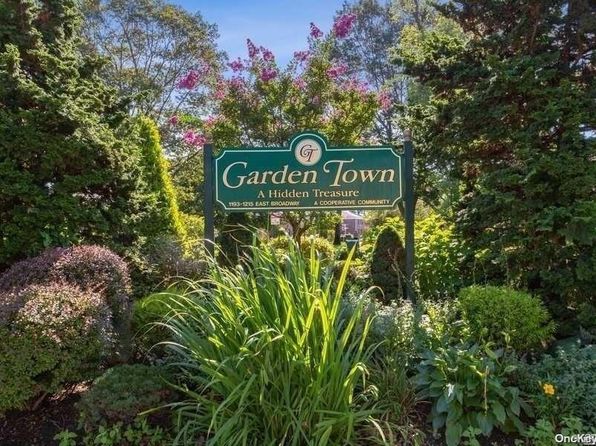 1213 E Broadway #B24, Hewlett, NY 11557