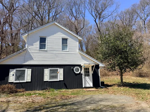 (undisclosed Address), Setauket, NY 11733