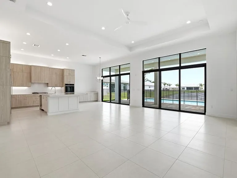 9008 Corsican Finch Ct #33473 — Photo 5