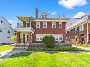 2430 Overlook Rd, Cleveland, OH 44106