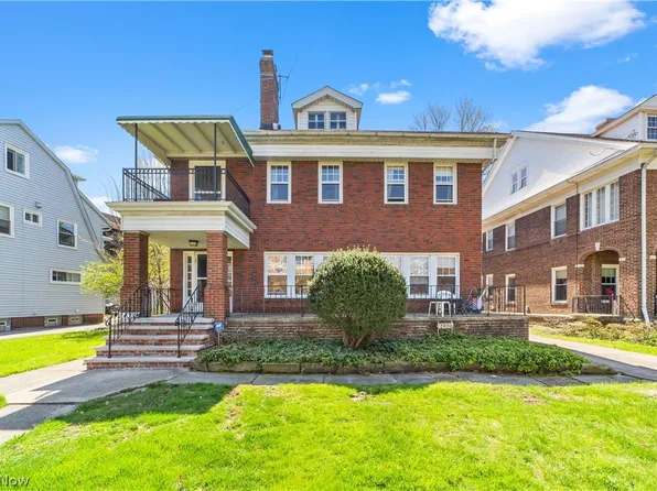 2430 Overlook Rd, Cleveland, OH 44106