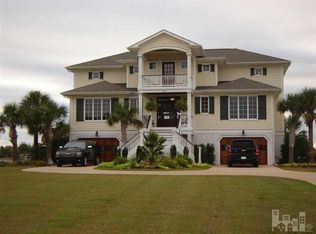 84 Shipyard Ln, Hampstead, NC 28443