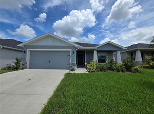 1352 Mountain Flower Ln, Davenport, FL 33837