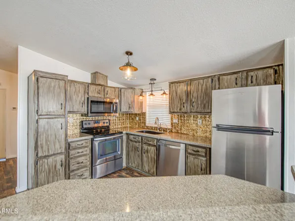 2208 W BASELINE Avenue #76, Apache Junction, AZ 85120