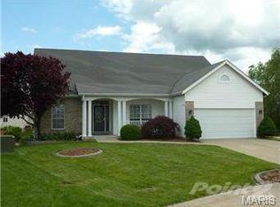 4 Raintree Crossing Ct, O'Fallon, MO 63366