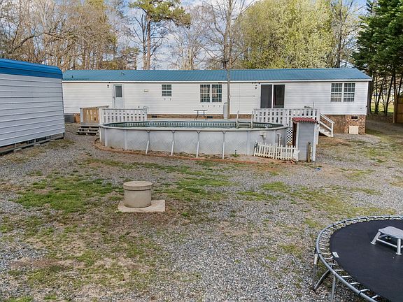 4th image of 9089 Grassy Creek Rd