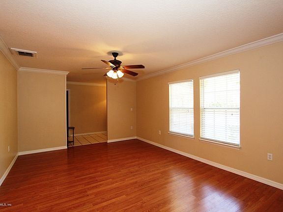 4th image of 2716 E FENNEL Court E